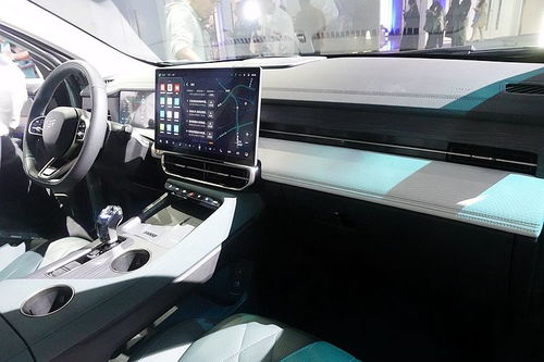 捷途汽車開啟全新山海序列，首款力作捷途山海L9正式上市，引領(lǐng)家庭出行新體驗(yàn)